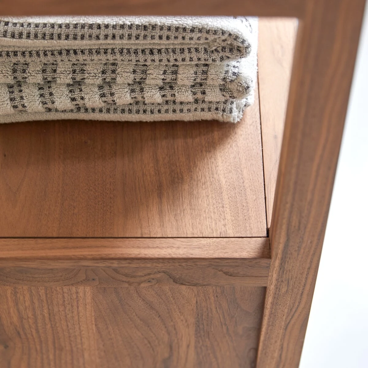 Arty Solid Walnut Storage Unit Ref. 4862 8 Arty Solid Walnut Storage Unit Ref. 4862 - Image 6