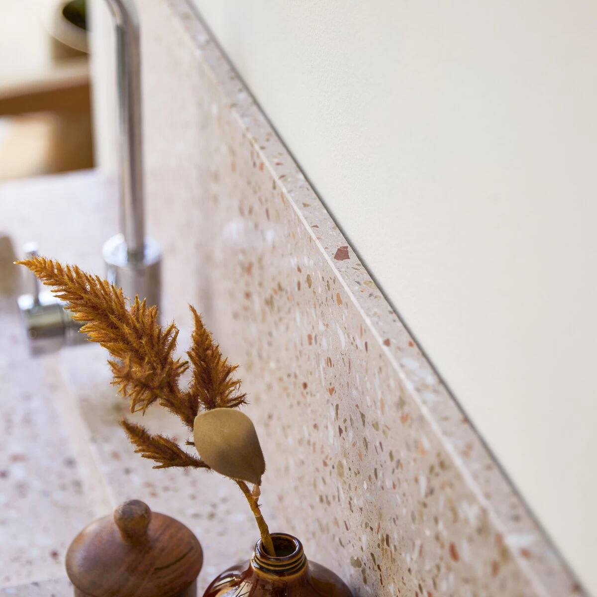 Ava Splashback In Pink Premium Terrazzo 120 Cm Ref. 6233 7 Ava Splashback In Pink Premium Terrazzo 120 Cm Ref. 6233 - Image 5