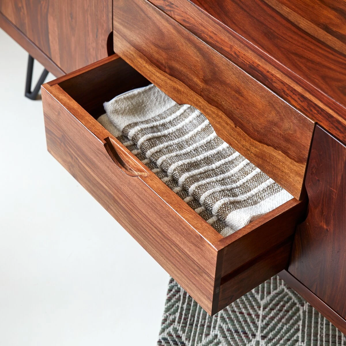 Bonnie Solid Sheesham TV Stand 150 Cm Ref. 2581 7 Bonnie Solid Sheesham TV Stand 150 Cm Ref. 2581 - Image 5