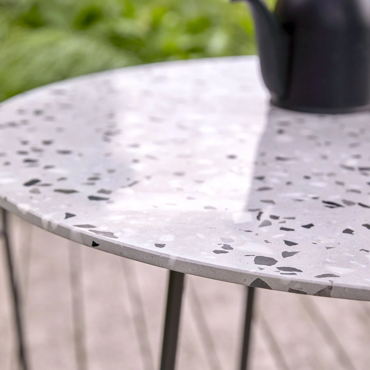 Elio Grey Round Premium Terrazzo And Metal Table Ref. 4763 5 Elio Grey Round Premium Terrazzo And Metal Table Ref. 4763 - Image 3