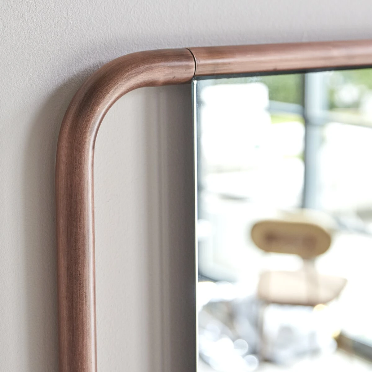 Félicie Walnut And Brass Mirror Shelving Unit Ref. 4128 6 Félicie Walnut And Brass Mirror Shelving Unit Ref. 4128 - Image 4