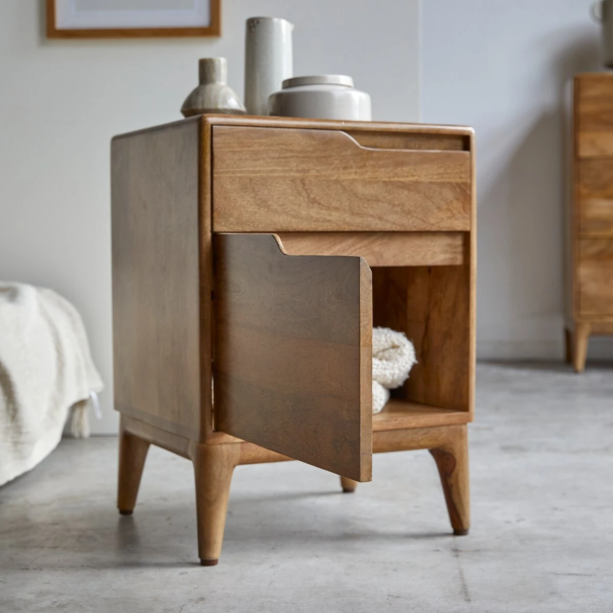 Gabrielle Solid Mango Wood Bedside Table Ref. 4814 7 Gabrielle Solid Mango Wood Bedside Table Ref. 4814 - Image 5