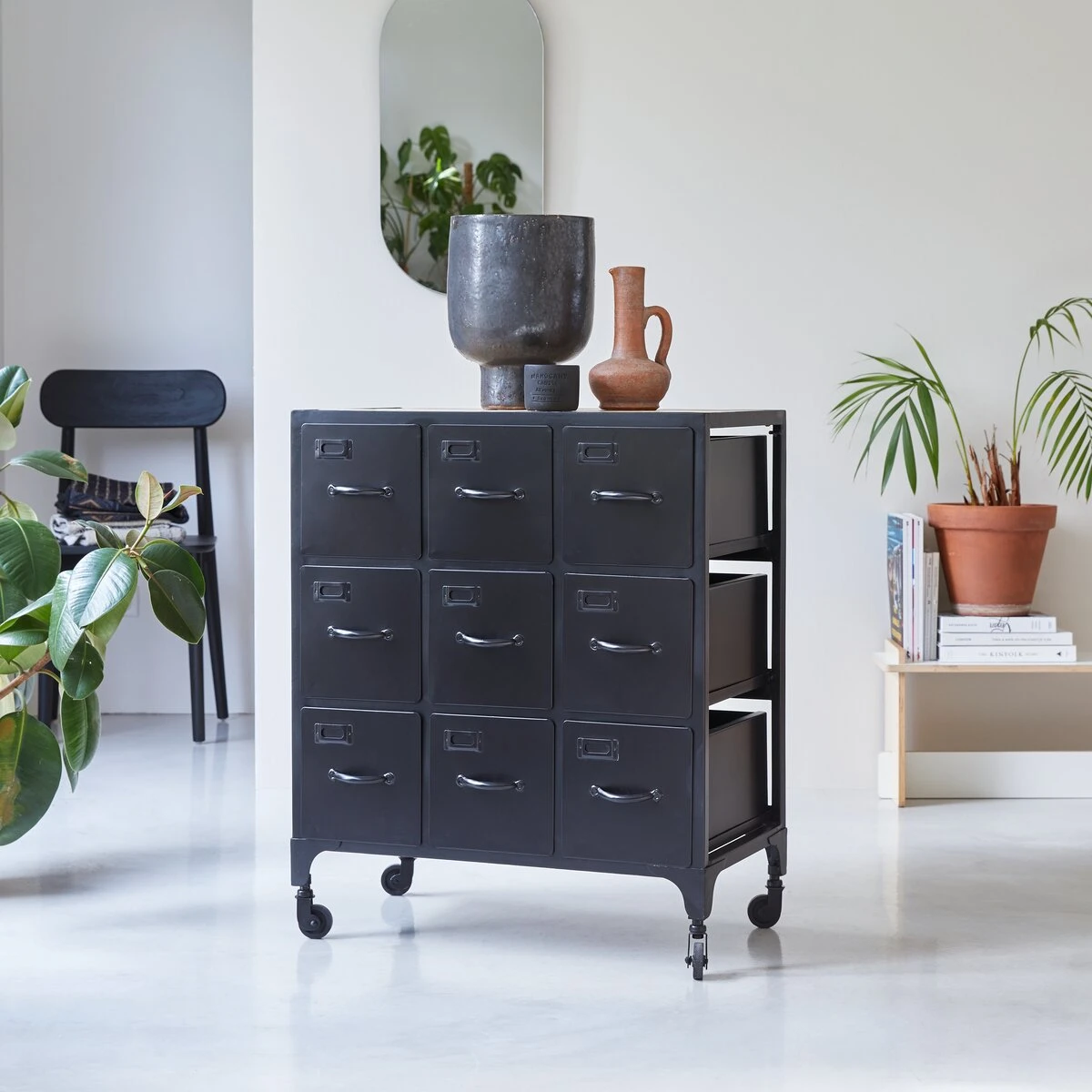 Industriel Storage Chest Of Drawers In Metal Ref. 2435 6 Industriel Storage Chest Of Drawers In Metal Ref. 2435 - Image 4