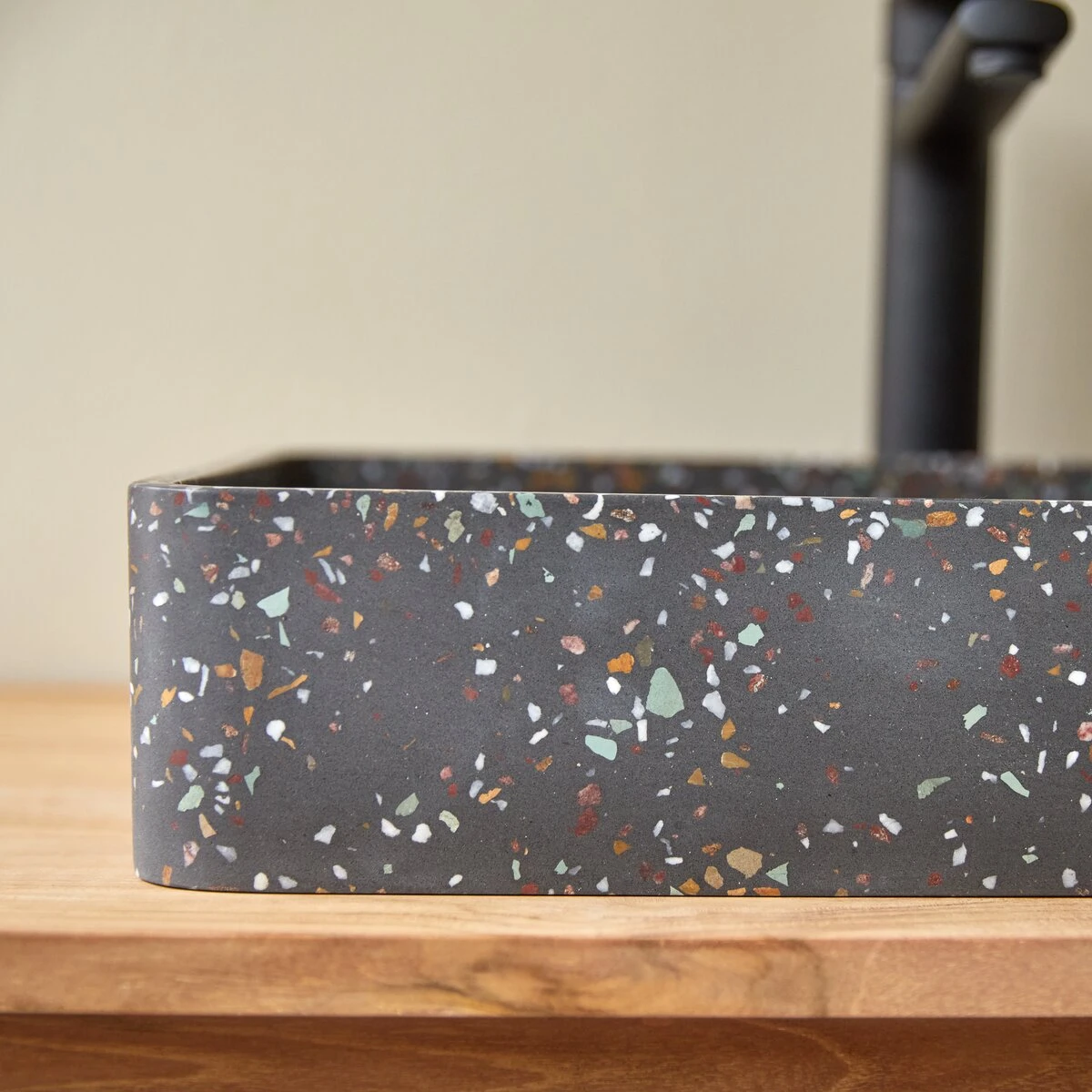 Iris Confetti Terrazzo Washbasin Ref. 6068 5 Iris Confetti Terrazzo Washbasin Ref. 6068 - Image 3