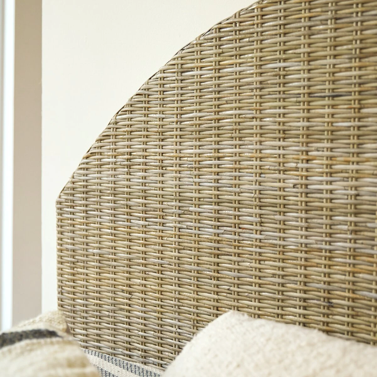 Louison Kubu Headboard 160 Cm Ref. 1225 4 Louison Kubu Headboard 160 Cm Ref. 1225 - Image 2