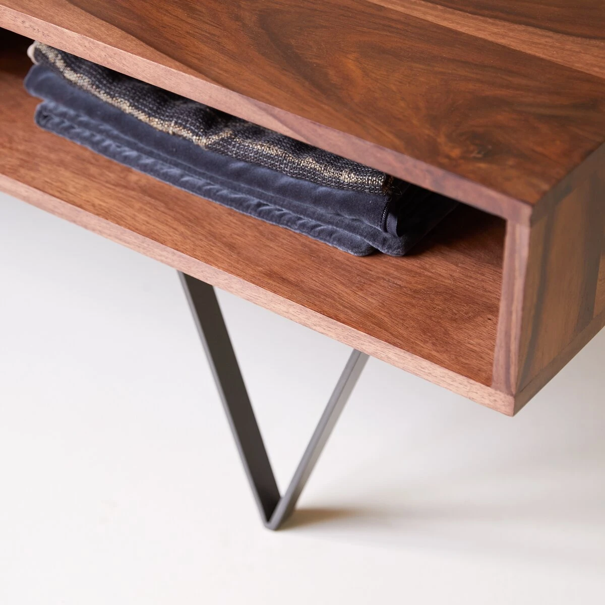 Metric Solid Sheesham Coffee Table Ref. 2249 7 Metric Solid Sheesham Coffee Table Ref. 2249 - Image 5