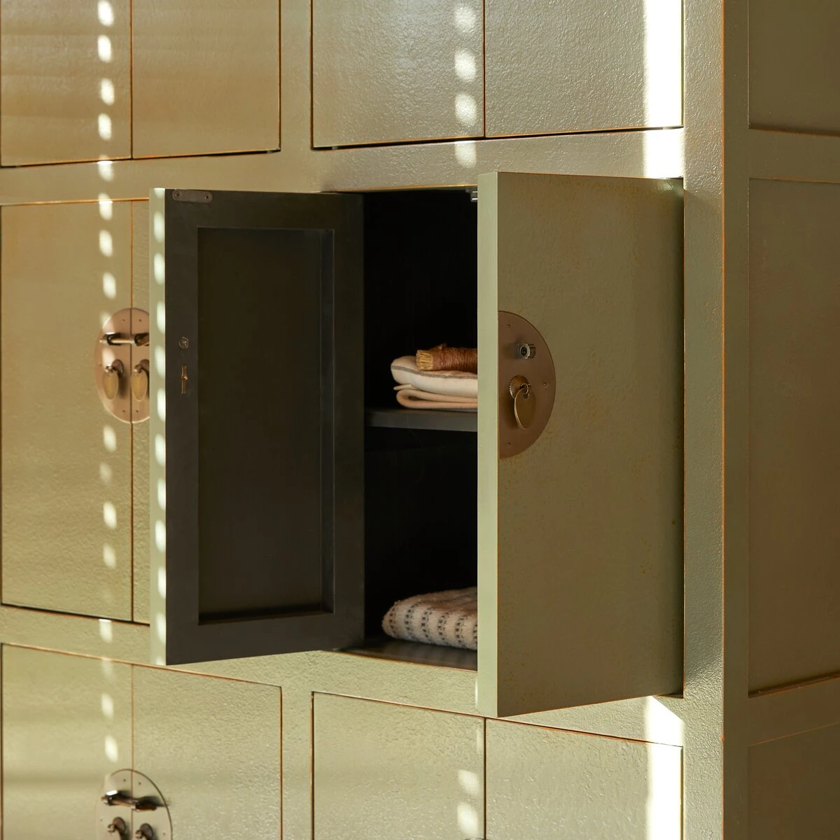 Qing Pine Storage Cabinet Ref. 5285 4 Qing Pine Storage Cabinet Ref. 5285 - Image 2