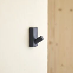 Sara Terrazzo Coat Hook, Black Ref. 6107
